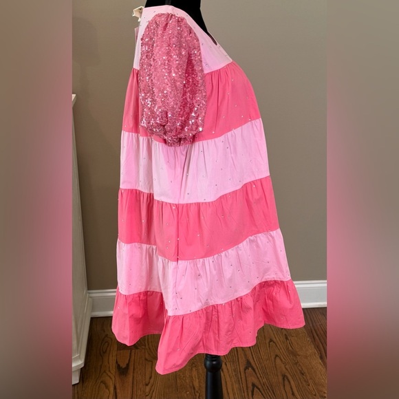 NWT Women’s FANTASTIC FAWN pink colorblock sequin puff sleeve dress- Size Medium - Picture 4 of 9